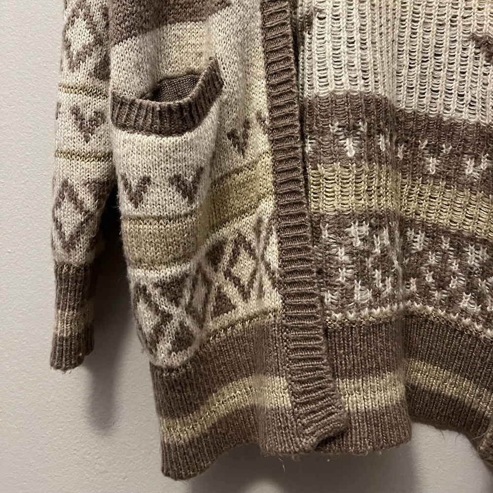 Neutral Aztec Print Cardigan - Picture 8 of 13